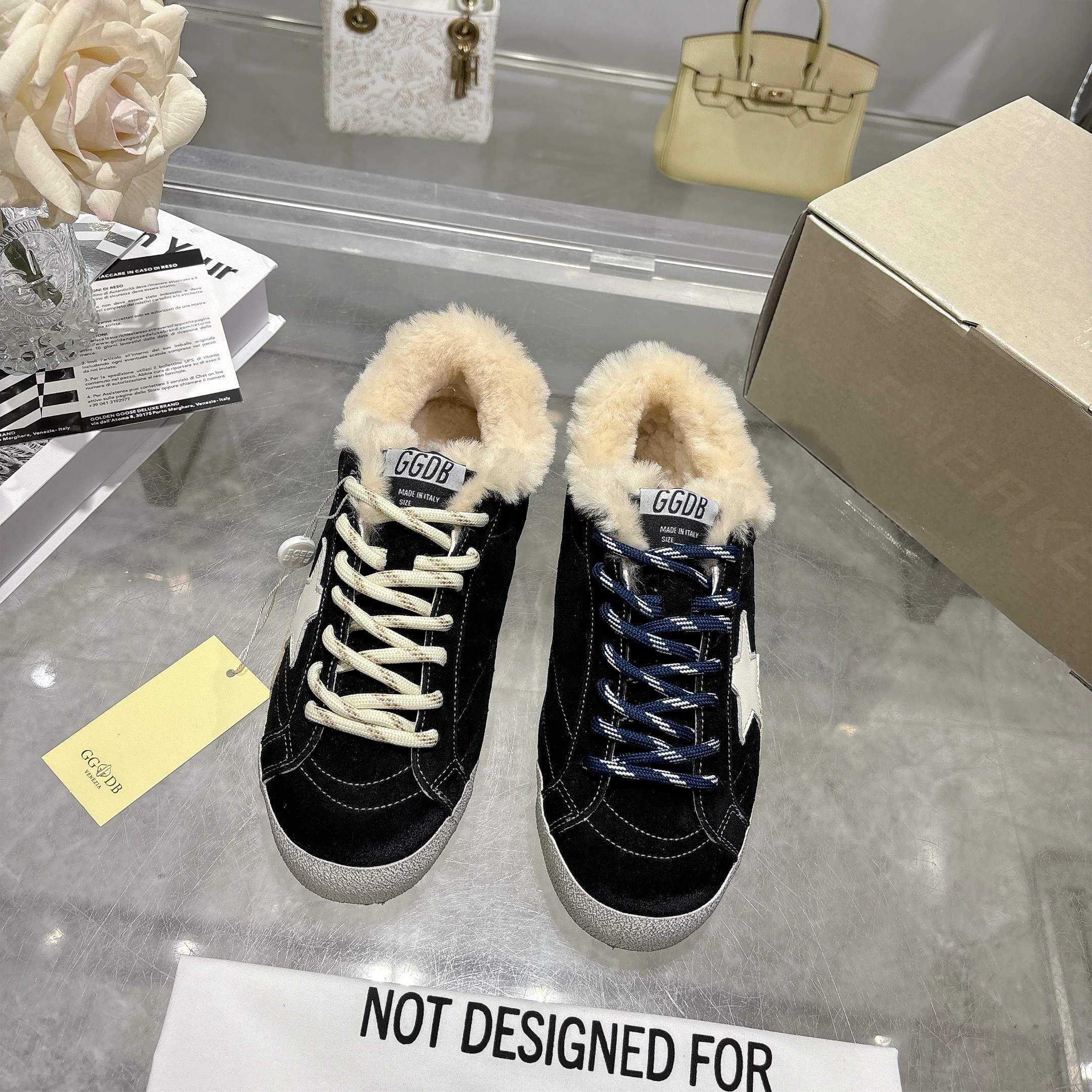 Golden Goose Sneakers