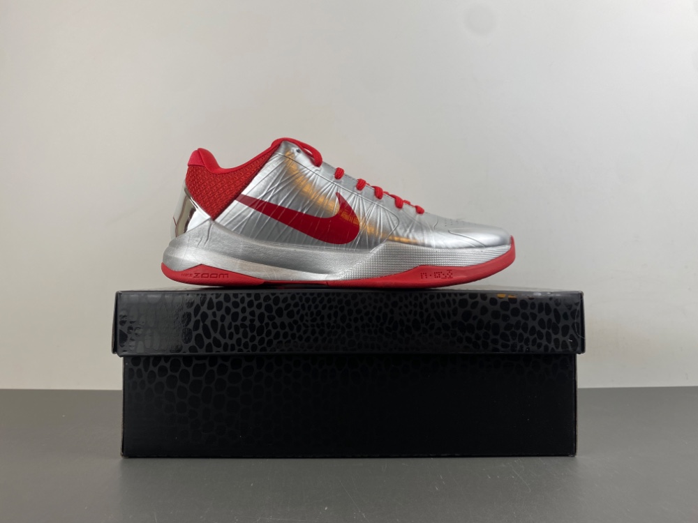 Caitlin Clark x Nike Zoom Kobe 5 Protro 'Rookie of the Year'