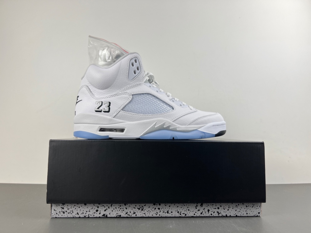 Air Jordan 5 HQ7978-103