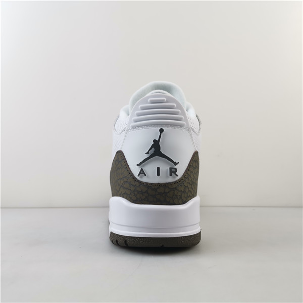 AIR JORDAN 3 ‘MOCHA’ IS RETURNING SUMMER 136064-122