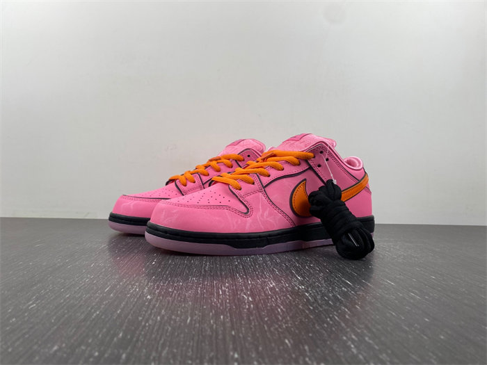 Feitian policewoman x Nike SB dunk FD2631-600