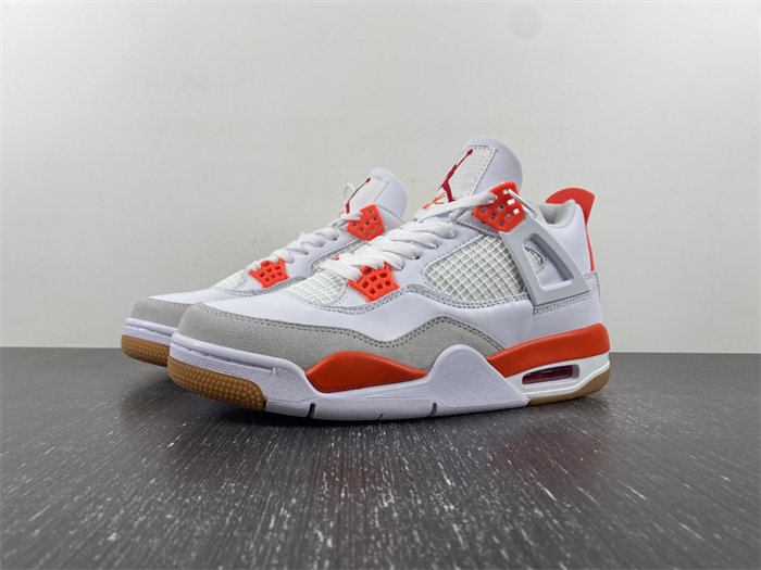 Nike SB x Air Jordan 4  DR5415-108