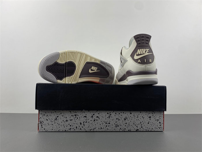 NK Air Jordan 4 Retro"Raised By Women"  FZ4801-001