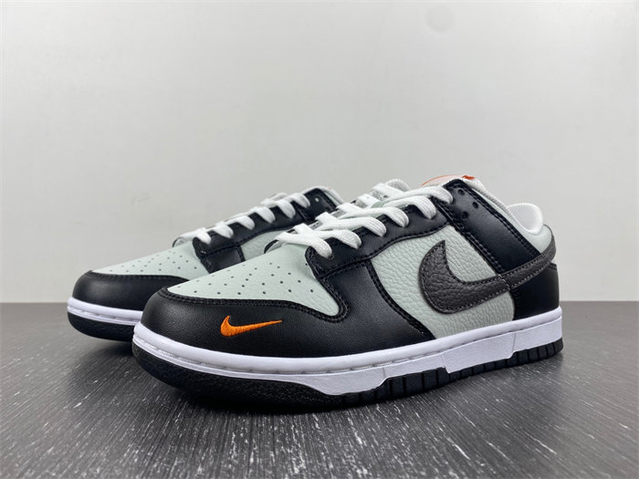 Nike Dunk Low Style Code FN7808-001