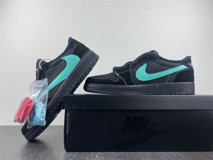 Travis Scott x Air Jordan 1 Low 2.0