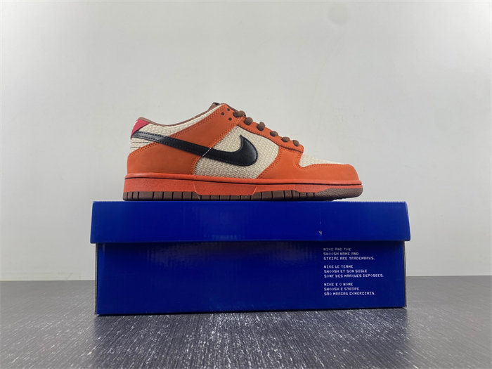 Nike SB Dunk Low Top Ramen 313170-101