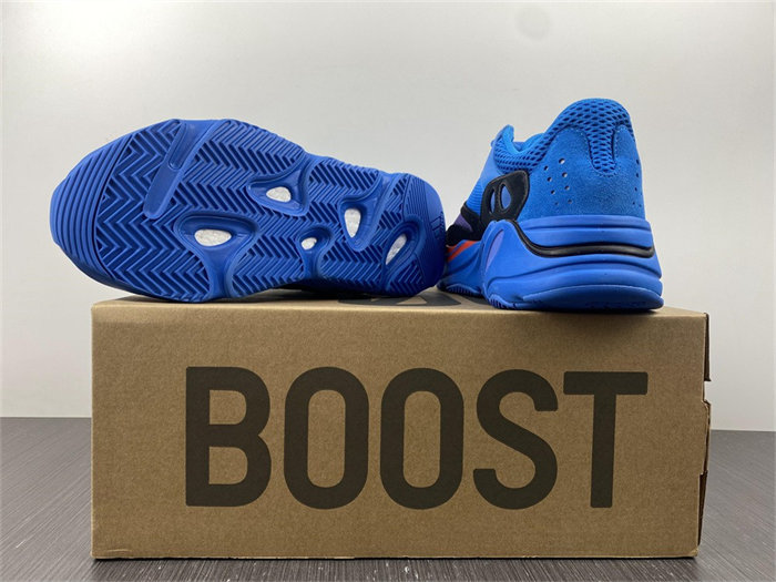 Ad*s yeezy boost 700 hi-res blue hp6674