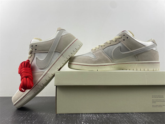 Nike SB Dunk Low Premium “Valentine’s Day FZ5456-100