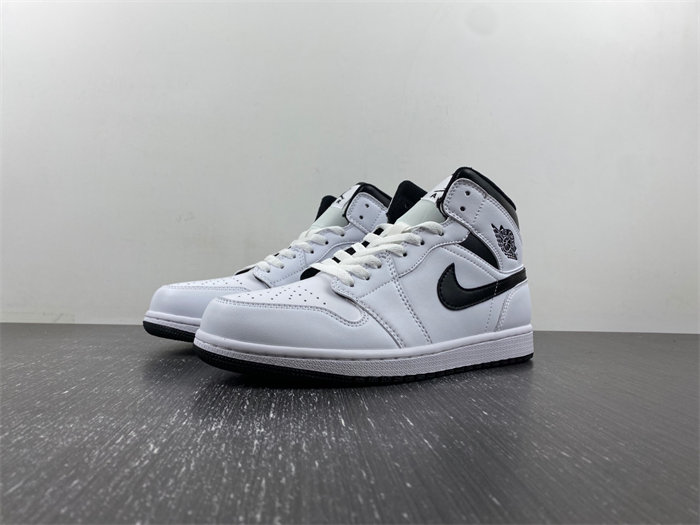 Jordan 1 Mid Reverse Panda DQ8426-132