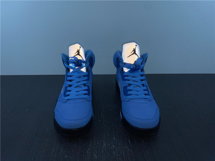 Air Jordan 5 “UNC” DV1310-401