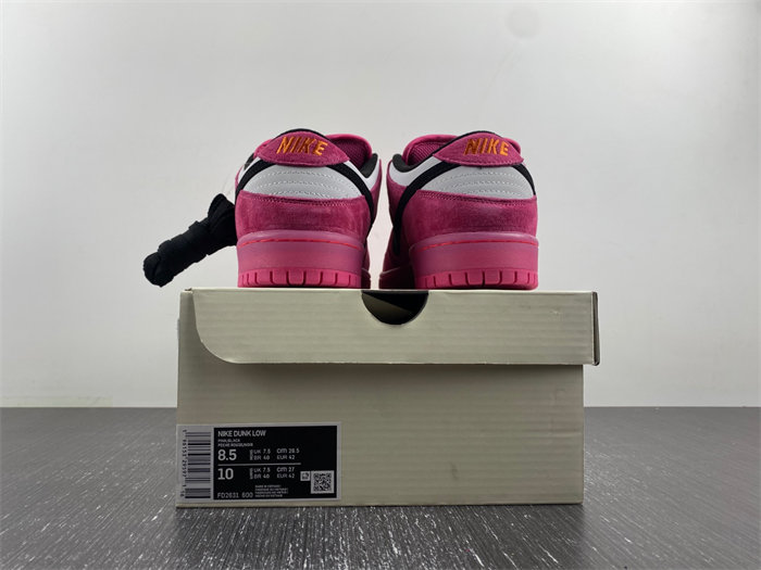 The Powerpuff Girls x Nike SB Dunk Low “Buttercup” FZ8319-600