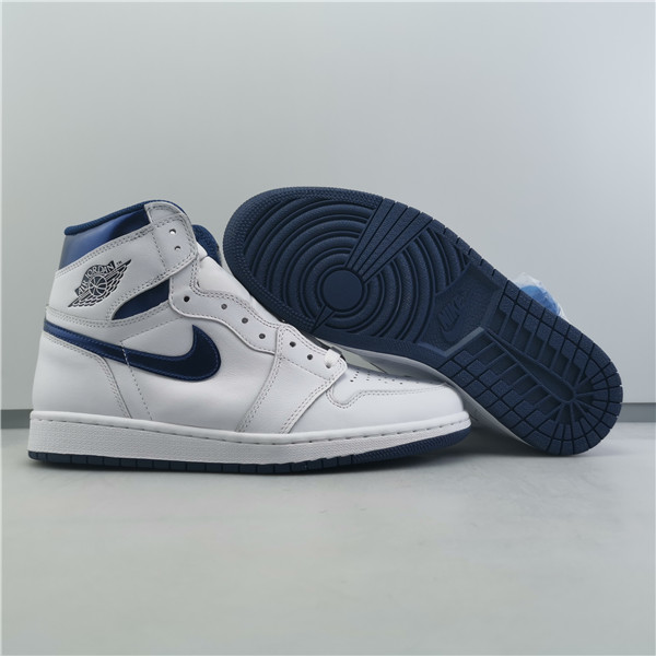 AIR JORDAN 1 RETRO HIGH OG “METALLIC NAVY” 555088-106