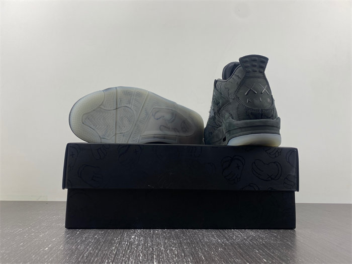 Jordan 4 Retro Kaws Black 930155-001