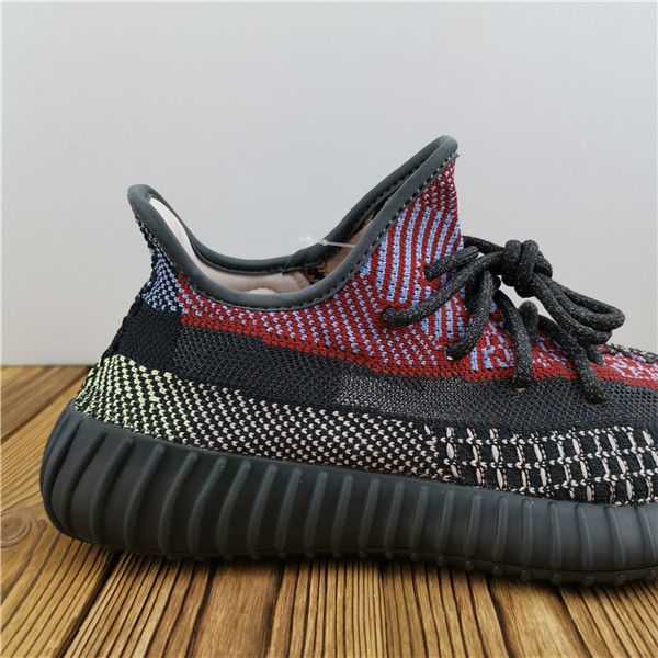 Ad*s yeezy 350 v2 yecheil fw5190