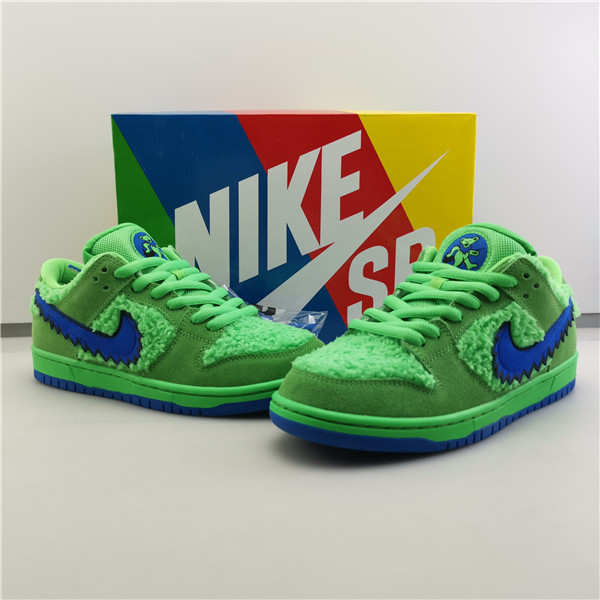 GRATEFUL DEAD X NIKE SB DUNK LOW “GREEN BEAR” CJ5378-300