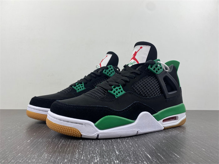 Nike SB x Air Jordan 4  DR5415-030