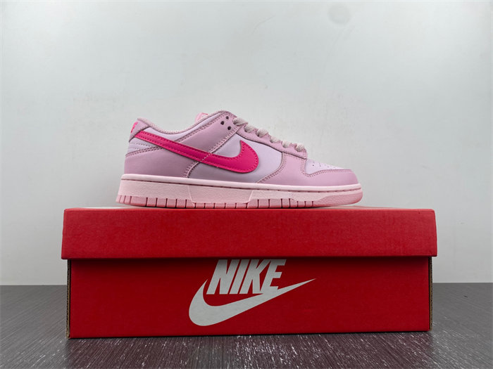 Nike Dunk Low GS Triple Pin DH9765-600