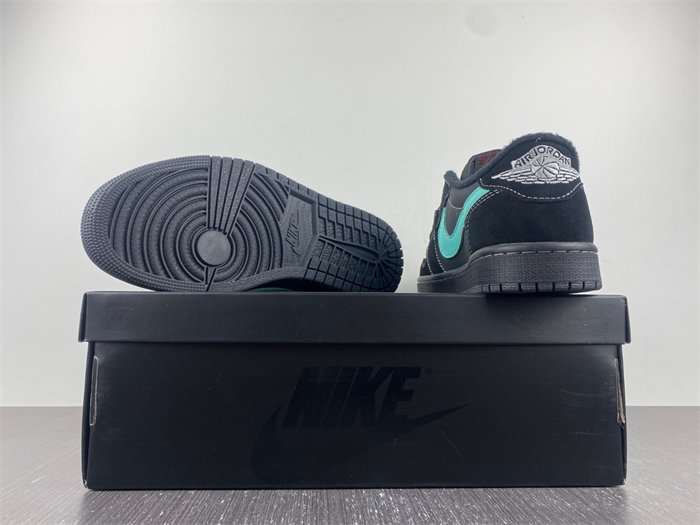 Travis Scott x Air Jordan 1 Low 2.0