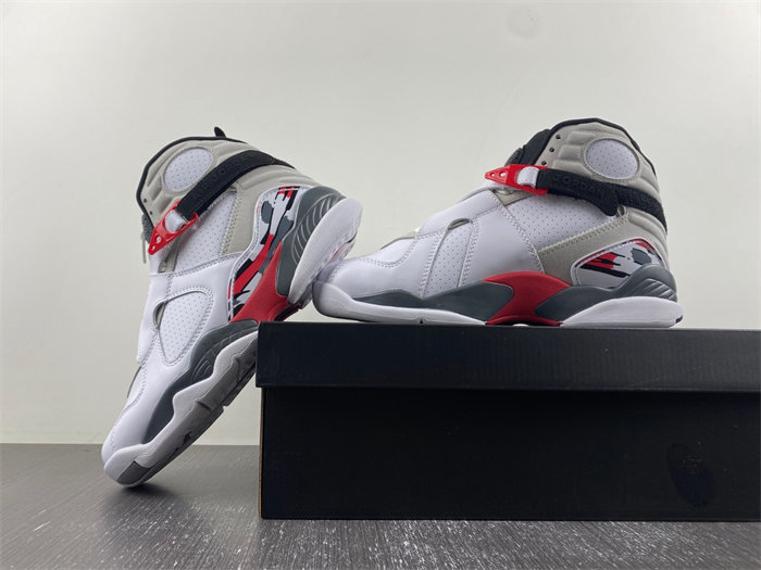 Jordan 8 Retro Bugs Bunny 305381-103