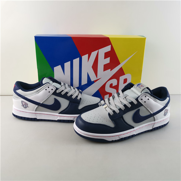 Nike Dunk Low EMB NBA 75th Anniversary Brooklyn Nets DD3363-001