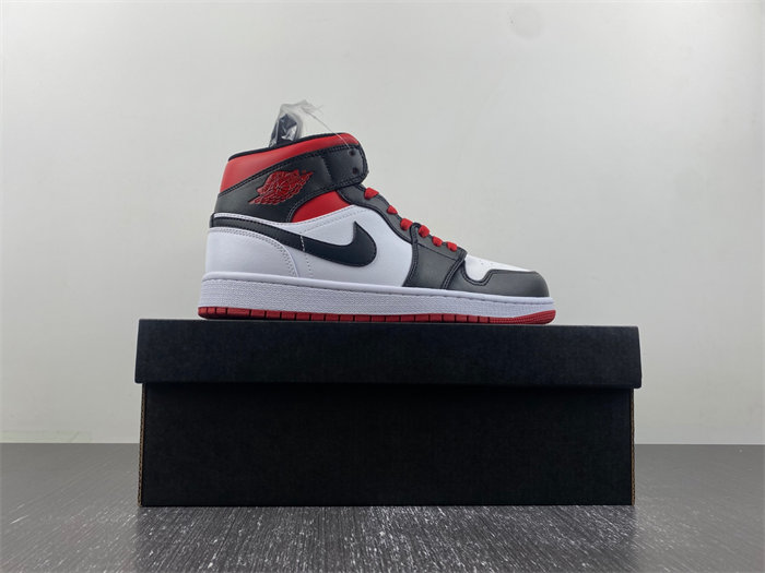 Jordan 1 Mid Gym Red Black Toe DQ8426-106