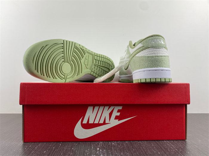 Nike Dunk Low SE Fleece Pack Honeydew DQ7579-300