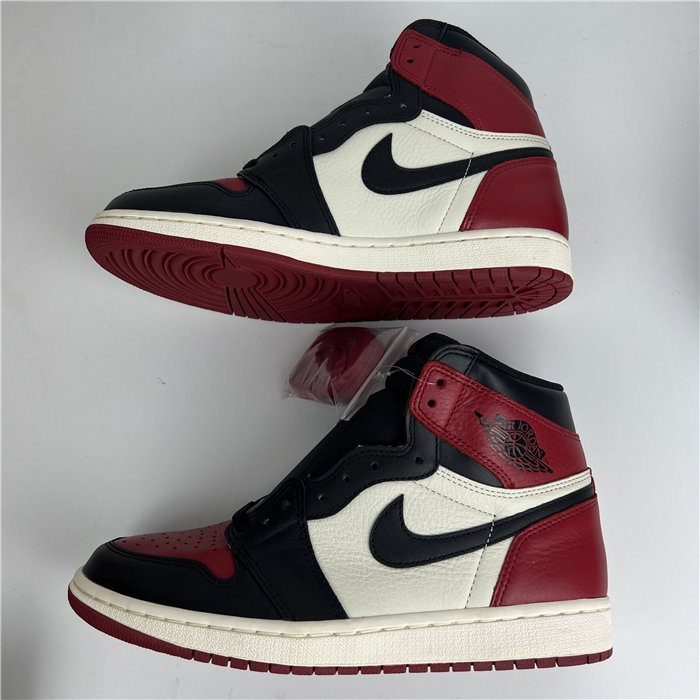 Jordan 1 Retro High Bred Toe 555088-610