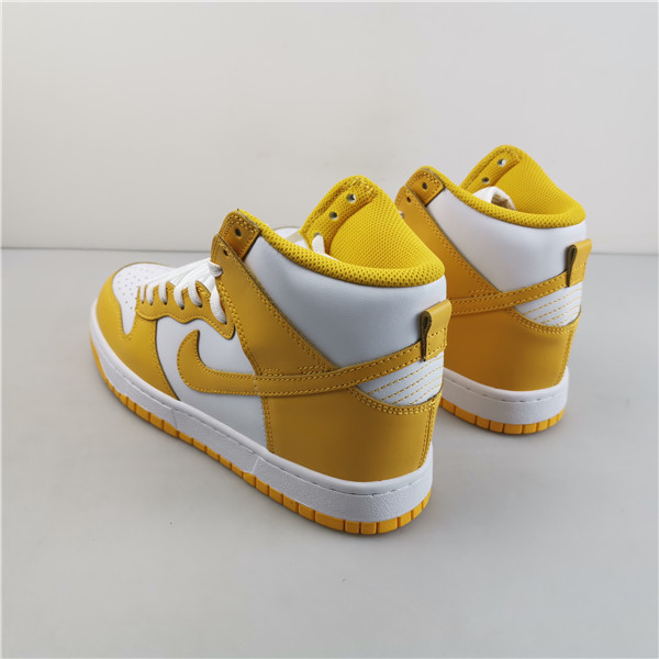 Nike Dunk High Dark Sulfur (W) DD1869-106