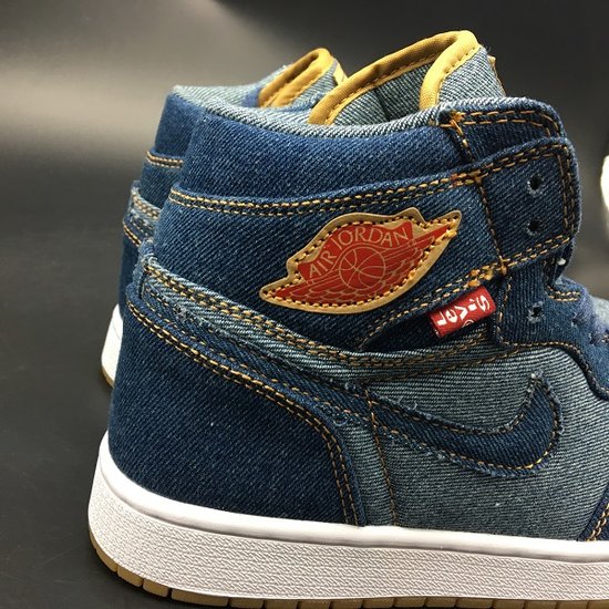 Air Jordan 1 Levi