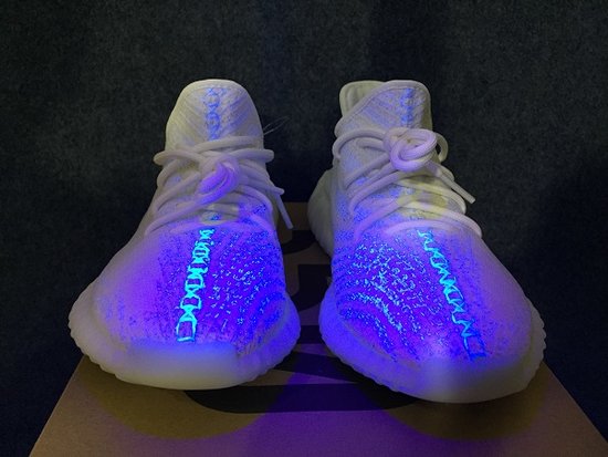 GOAT Yeezy 350 V2 Cream White