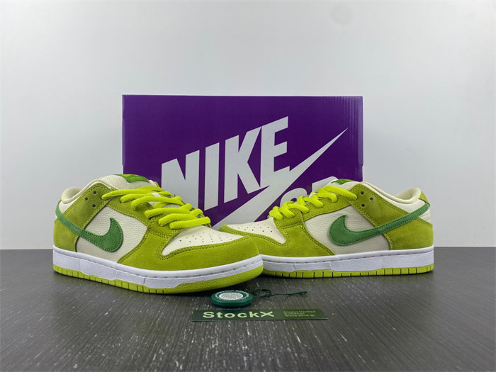 Nike SB Dunk Low Green Apple DM0807-300