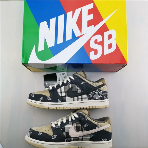 Nike SB Dunk Low Travis Scott CT5053-001