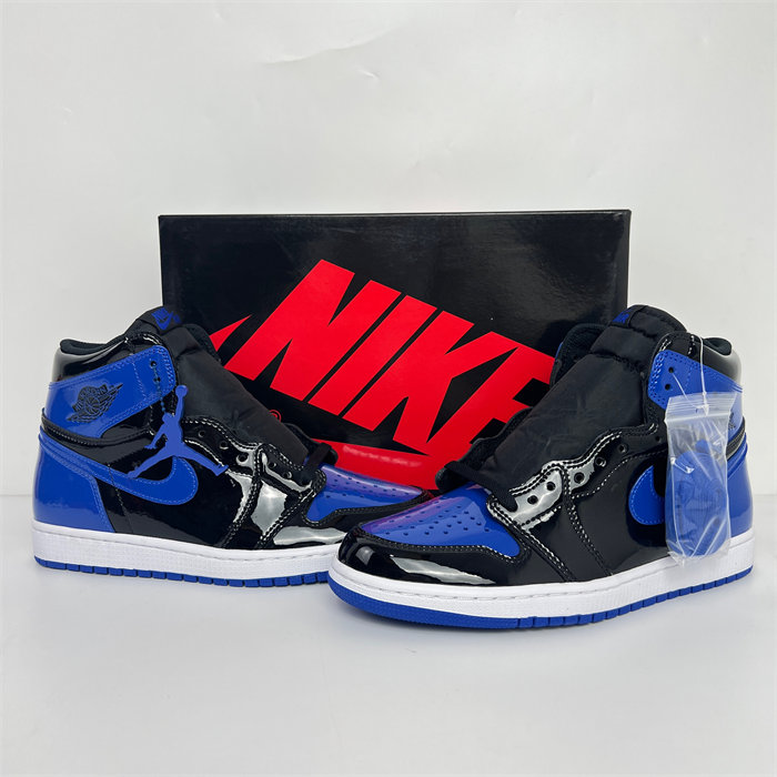 Jordan 1 Retro High Blue 555088-404