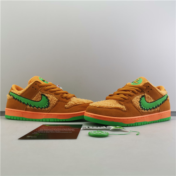 GRATEFUL DEAD X NIKE SB DUNK LOW “ORANGE BEAR” CJ5378-800