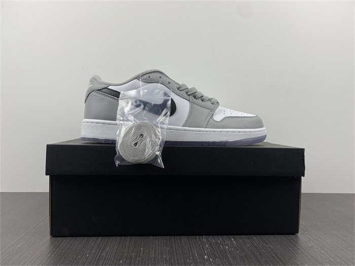 Jordan 1 Retro Low Golf Wolf Grey DD9315-002