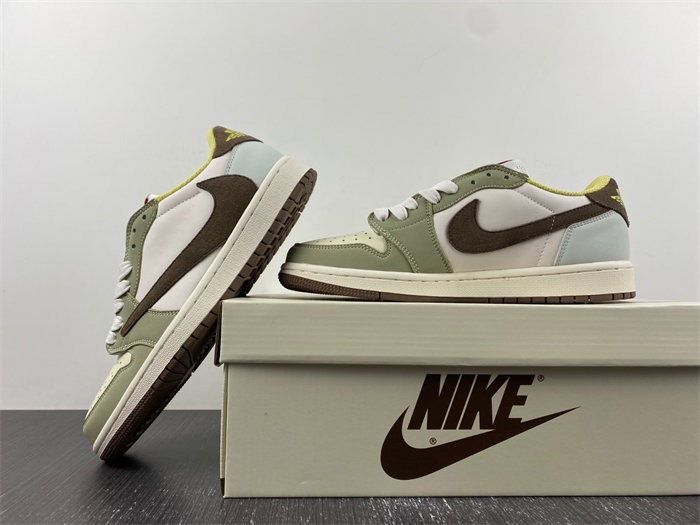 Travis Scott x Air Jordan 1 Low  DM7866-603