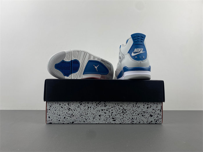 Air Jordan 4 "Military Blue"   FQ8213-141