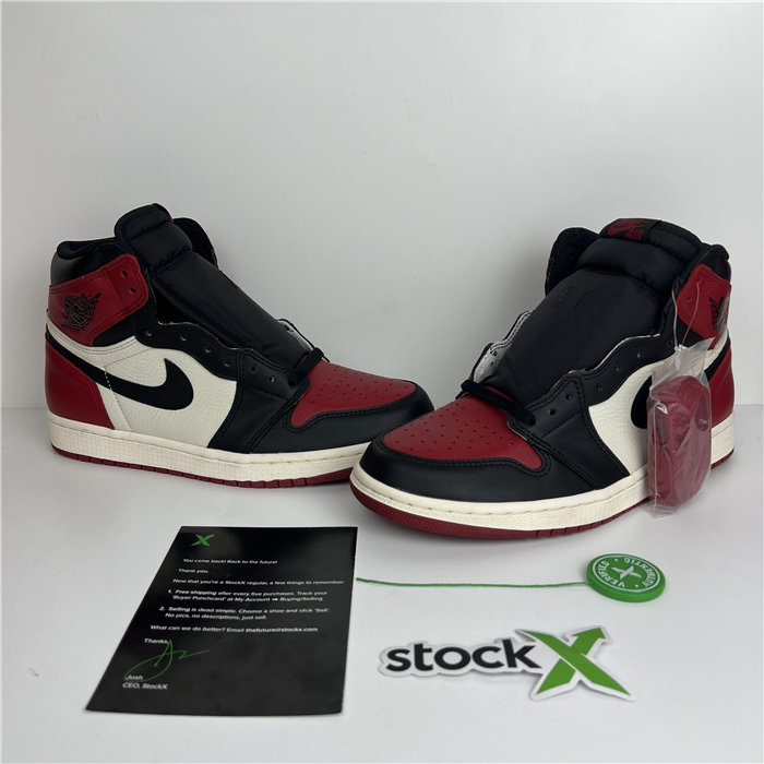 Jordan 1 Retro High Bred Toe 555088-610