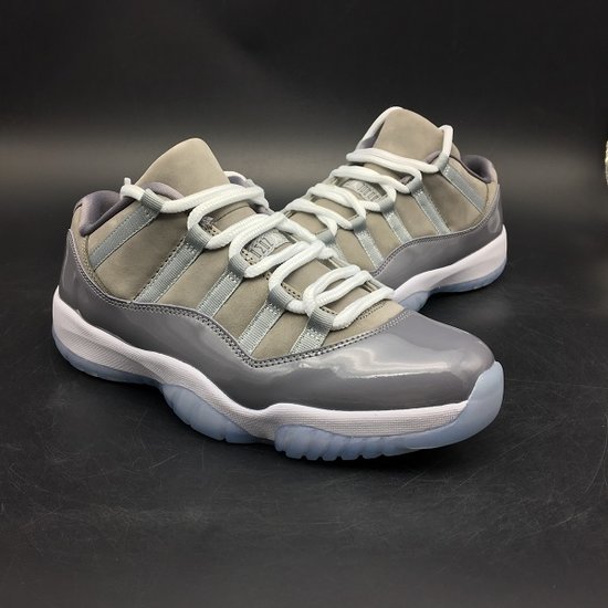 AIR JORDAN 11 RETRO LOW