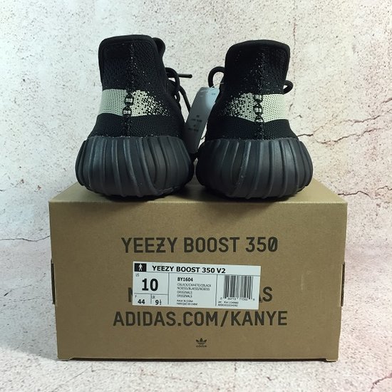 Ad*s yeezy 350 v2 black white oreo by1604