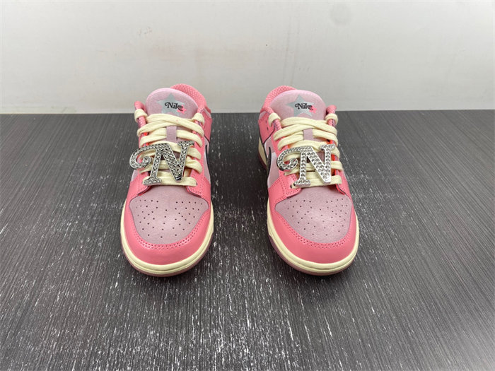 Nike Dunk Low “Barbie” FN8927-621