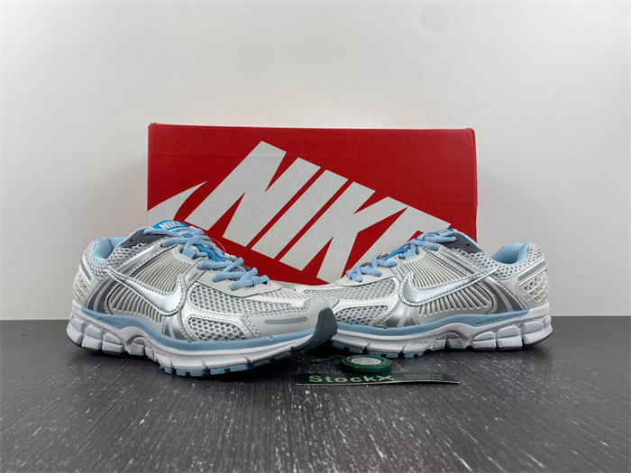 NIKE Air Zoom Vomero 5FN3432-001