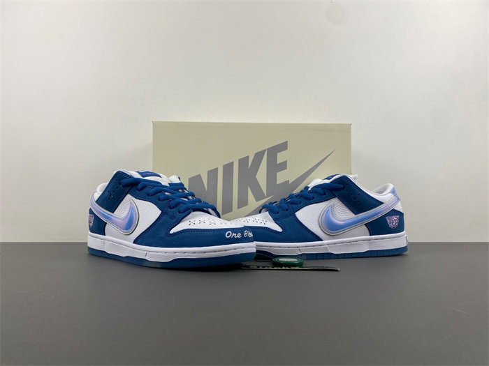 Born x Raised x Nike SB Dunk Low   FN7819-400