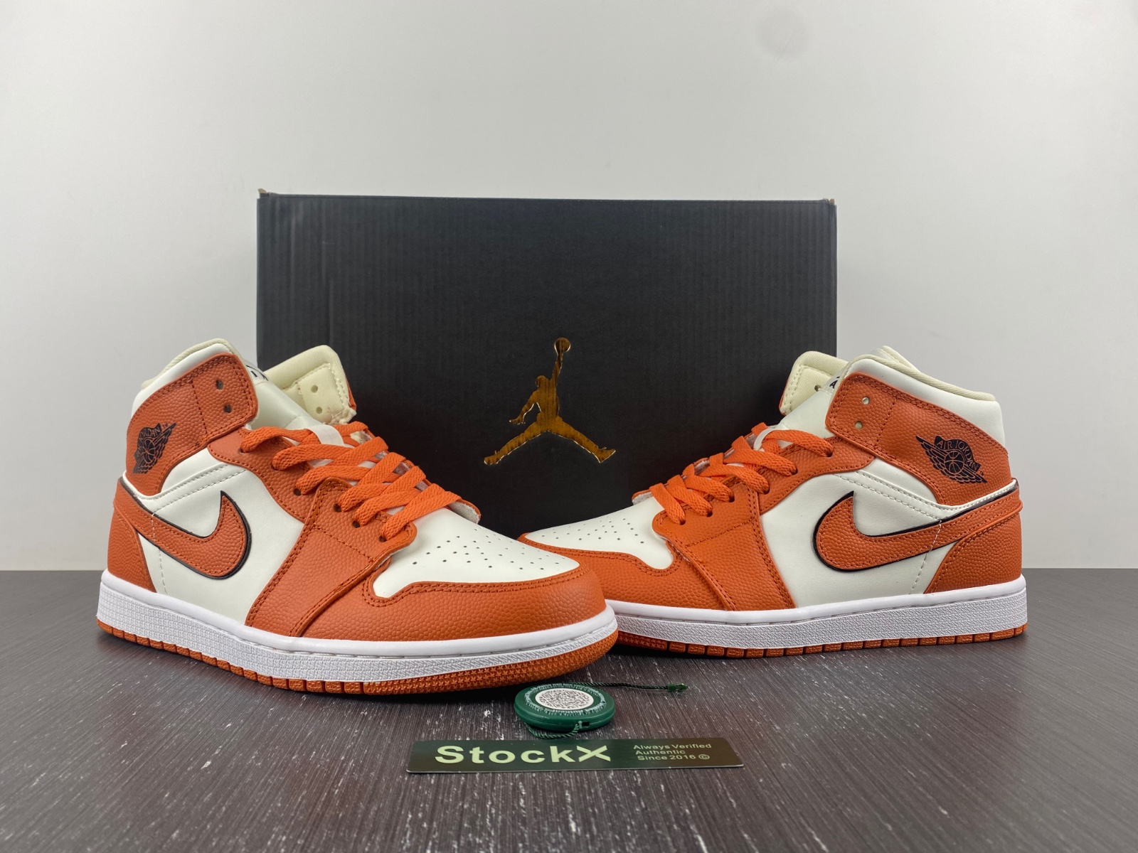 Jordan 1 High DV1302-100