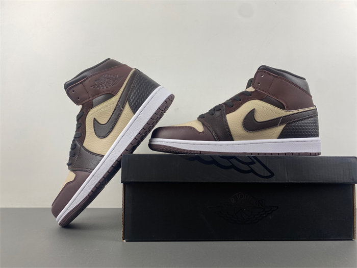 Air Jordan 1 Mid SE   FZ4359-200