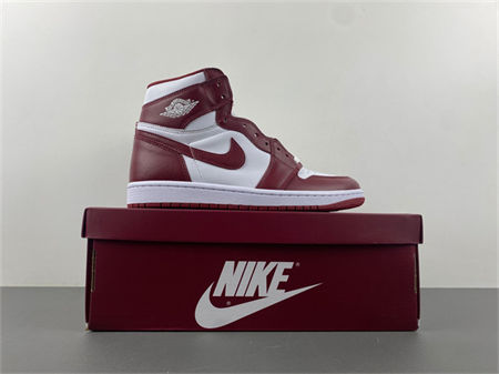 Air Jordan 1 High OG “Team Red”  DZ5485-160