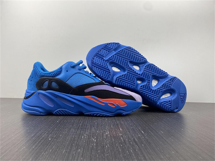 Ad*s yeezy boost 700 hi-res blue hp6674