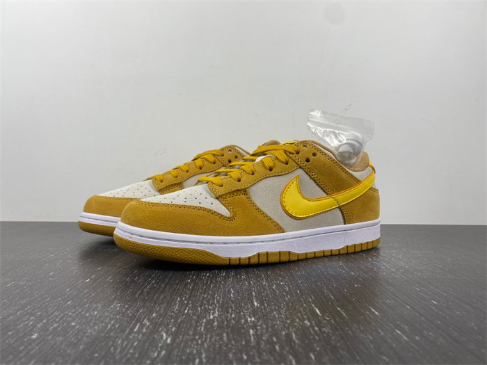 Nike Dunk Low WMNS “Gold Suede” DV7411-200