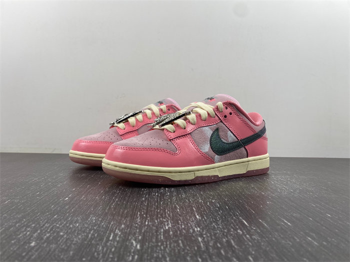 Nike Dunk Low “Barbie” FN8927-621