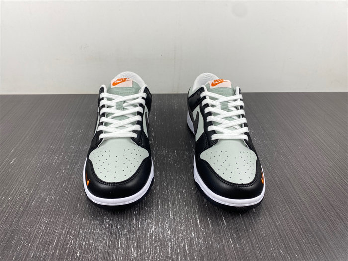 Nike Dunk Low Style Code FN7808-001